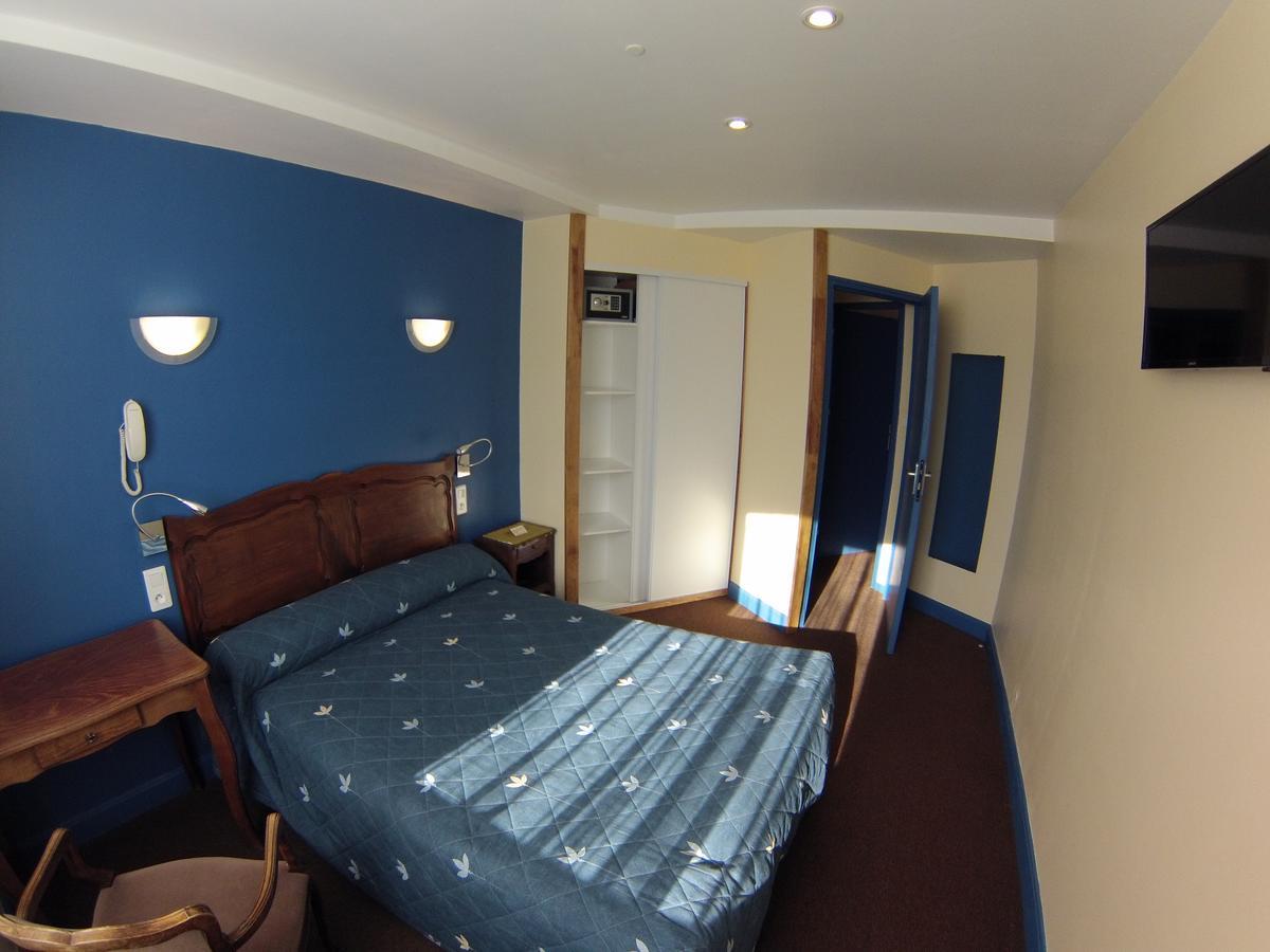 Hotel Le Levant Besse-et-Saint-Anastaise Esterno foto