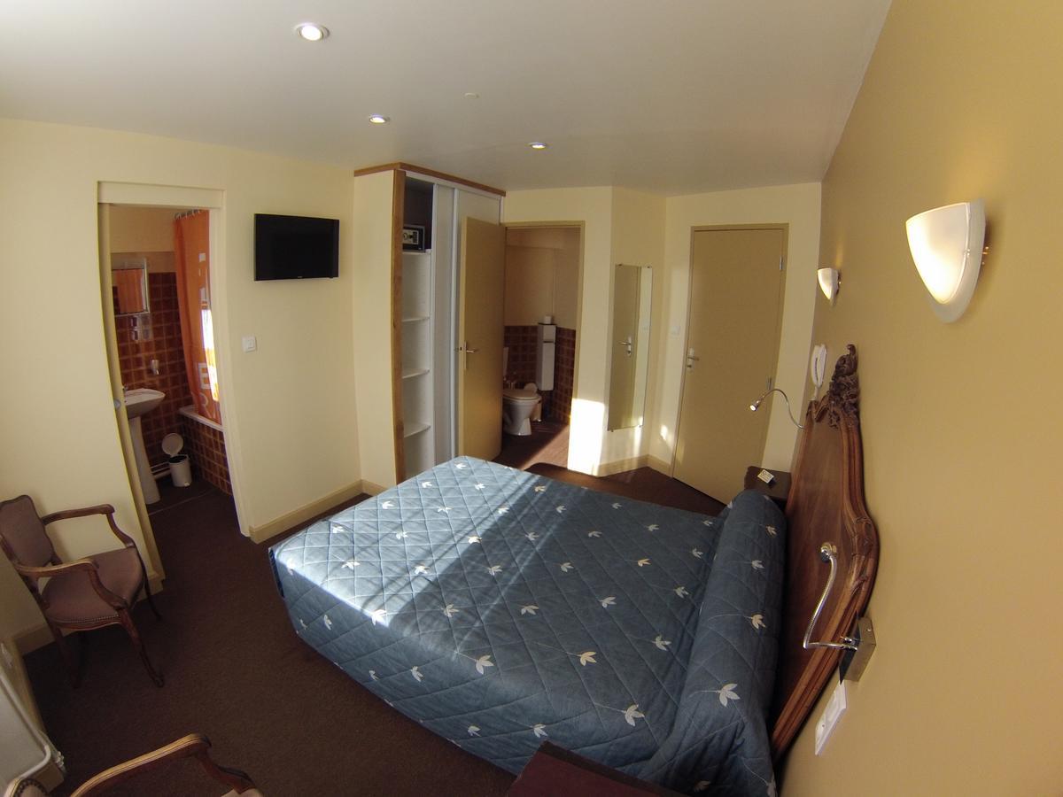 Hotel Le Levant Besse-et-Saint-Anastaise Esterno foto