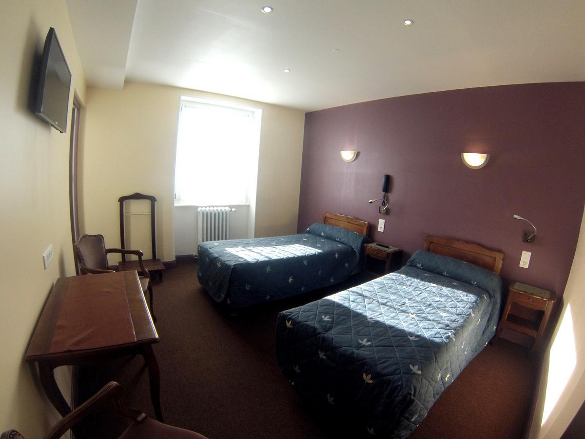 Hotel Le Levant Besse-et-Saint-Anastaise Esterno foto