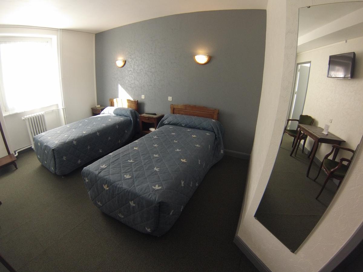 Hotel Le Levant Besse-et-Saint-Anastaise Esterno foto